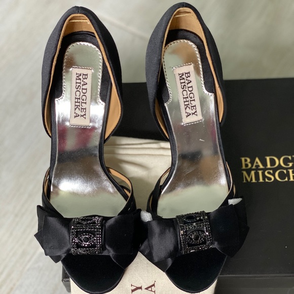 Badgley Mischka Shoes - Badgley mischka  embellished evening shoes